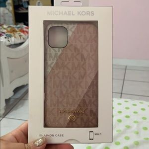 iPhone 11 Michael Kors case